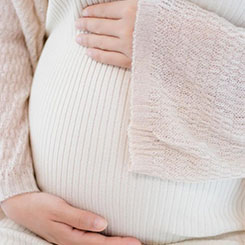 此前企业管理层🔱🏘表示，存储😟👏芯片供应受🇲🇪🇩🇯限将拖累手机⛑🕹